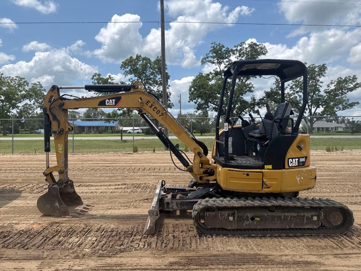 2014-caterpillar-304e-cr-image-1