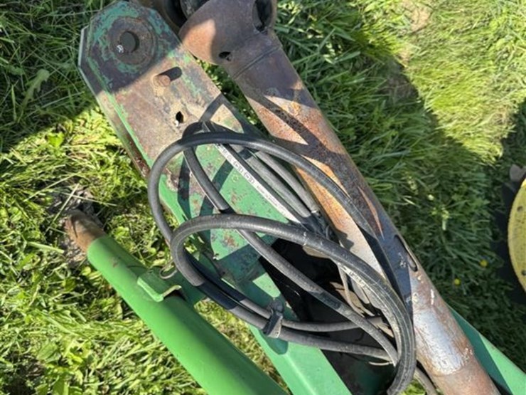 1990-john-deere-335-image-18