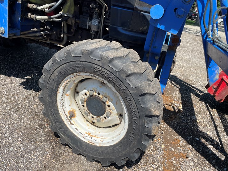 new-holland-tc33d-image-15