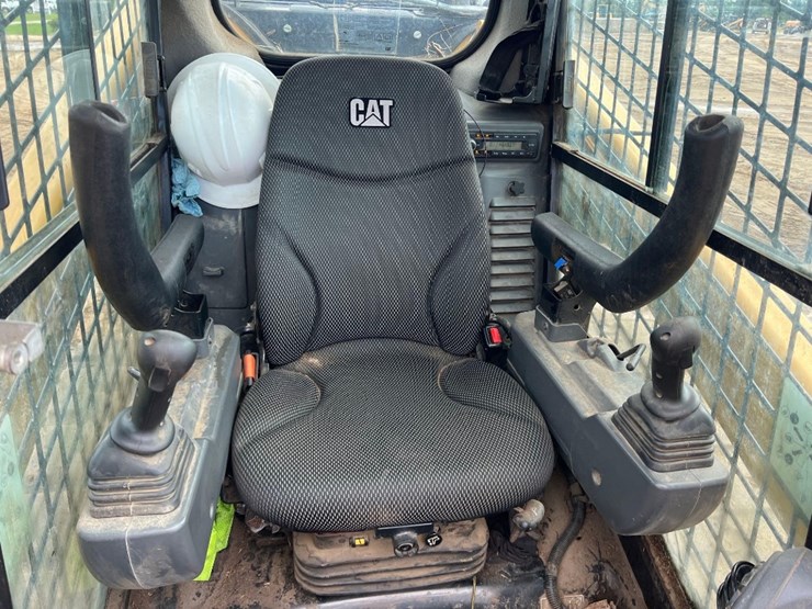 2023-caterpillar-299d3-xe-image-27