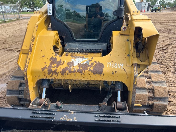 2019-caterpillar-299d2-xhp-image-18