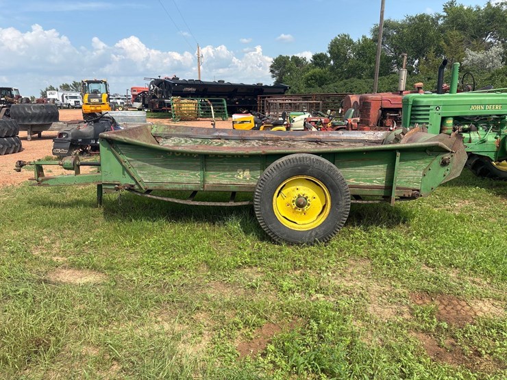 john-deere-34-image-7