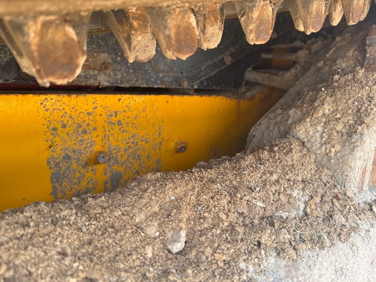 jcb-3ts-8t-image-10