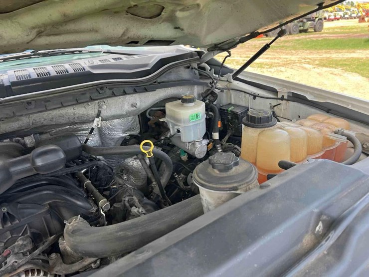 2018-ford-f550-xl-image-12