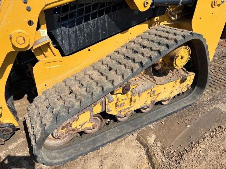 caterpillar-239d-image-9