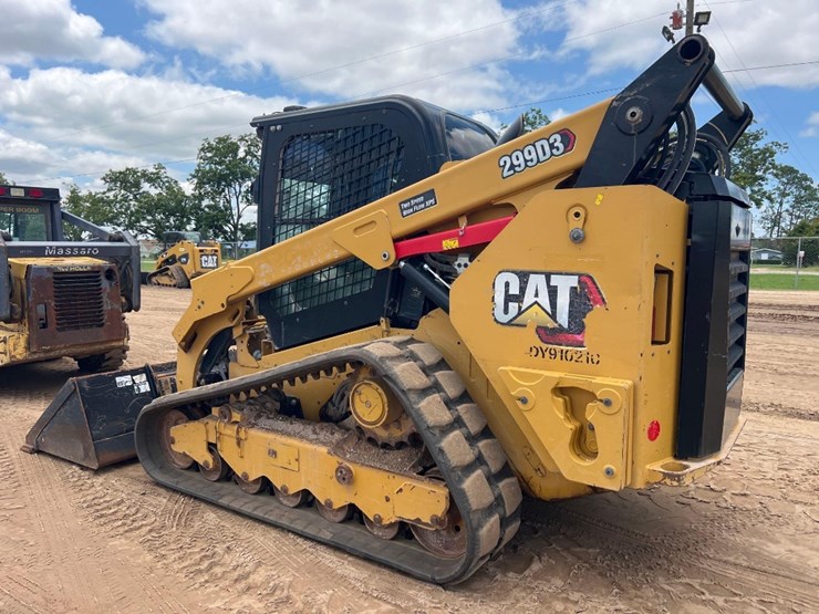 2023-caterpillar-299d3-image-2