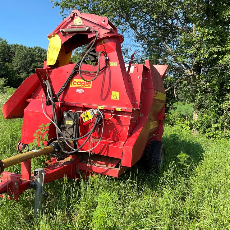 #3625 • Teagle Bale Shredder
