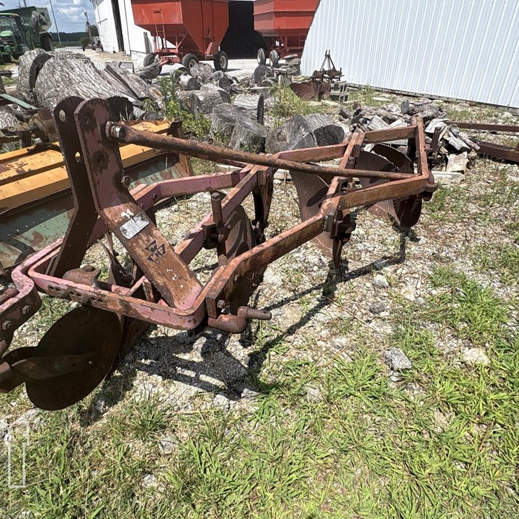 MASSEY-FERGUSON 74