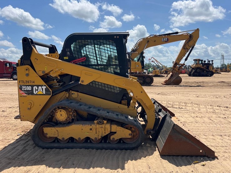 2019-caterpillar-259d-image-5
