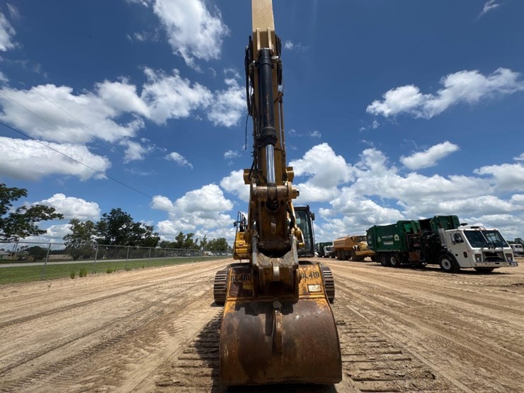 2014-caterpillar-336fl-image-3