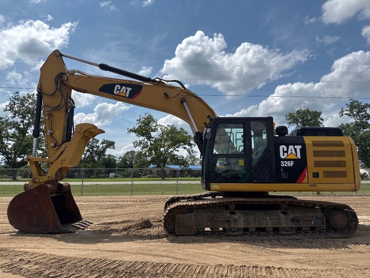 2020-caterpillar-326fl-image-1