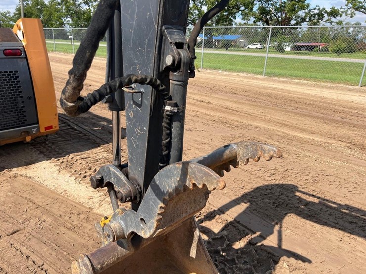 2016-deere-35g-image-20