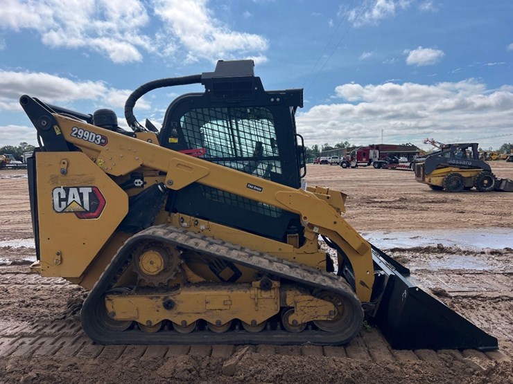 2023-caterpillar-299d3-xe-image-5