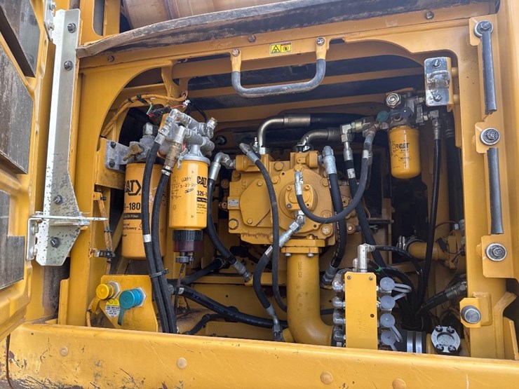 2014-caterpillar-336fl-image-19