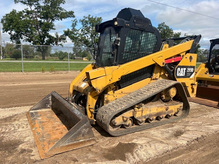 2015-caterpillar-299d-xhp-image-8