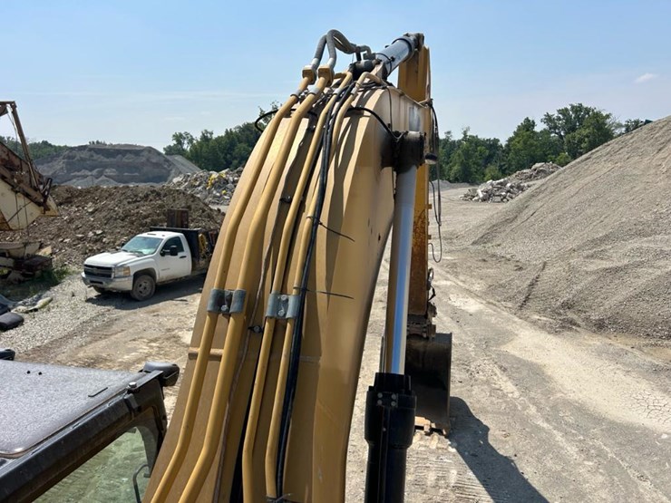 2011-caterpillar-329dl-image-65