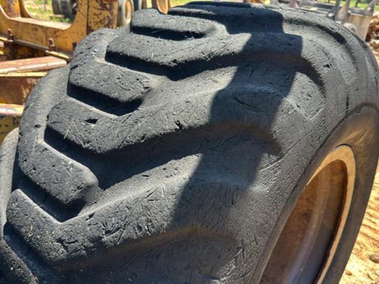 2008-caterpillar-574-image-43