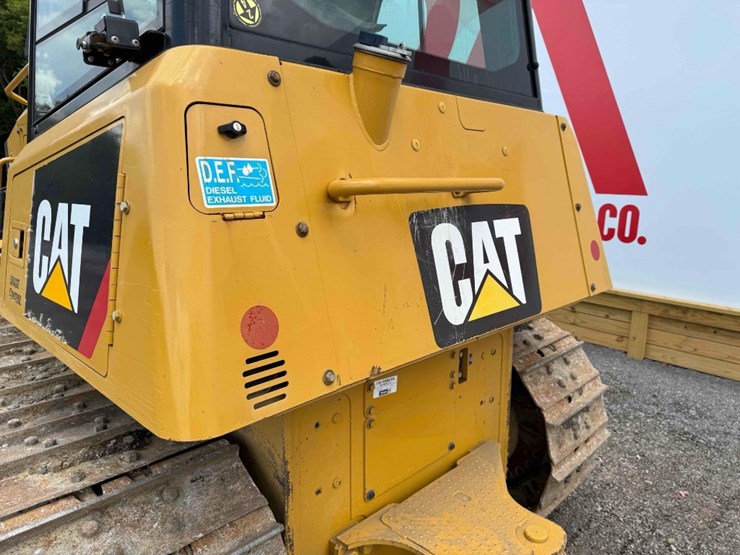 2016-caterpillar-d6k-image-61