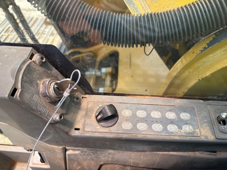 2014-caterpillar-336fl-image-40