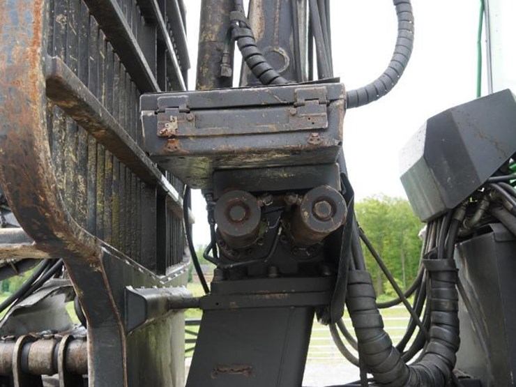 deere-1010d-image-98