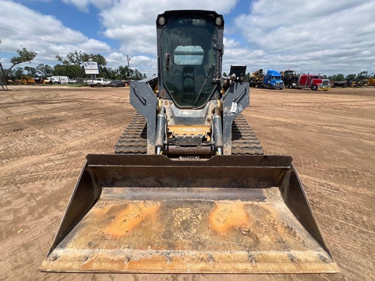 2012-deere-333d-image-7