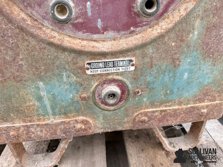 marquette-64c-farm-welder-image-11