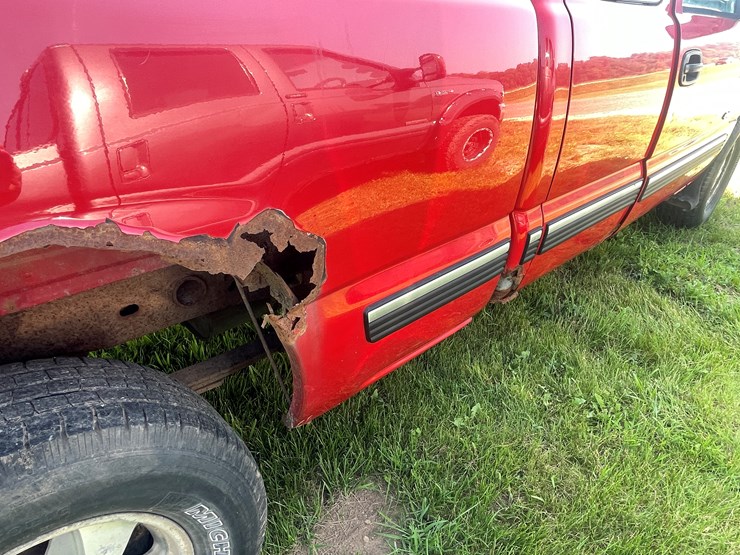 #1040-•-2000-chevy-1500-truck-(has-wi-title)-image-23