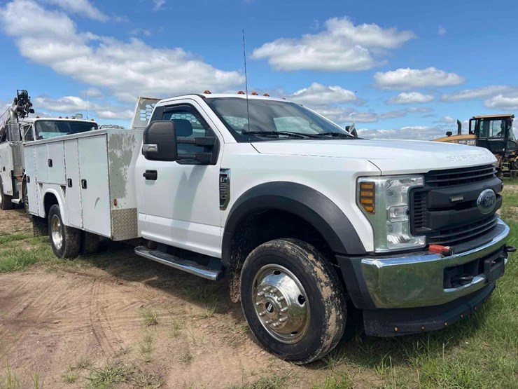 2018-ford-f550-xl-image-6