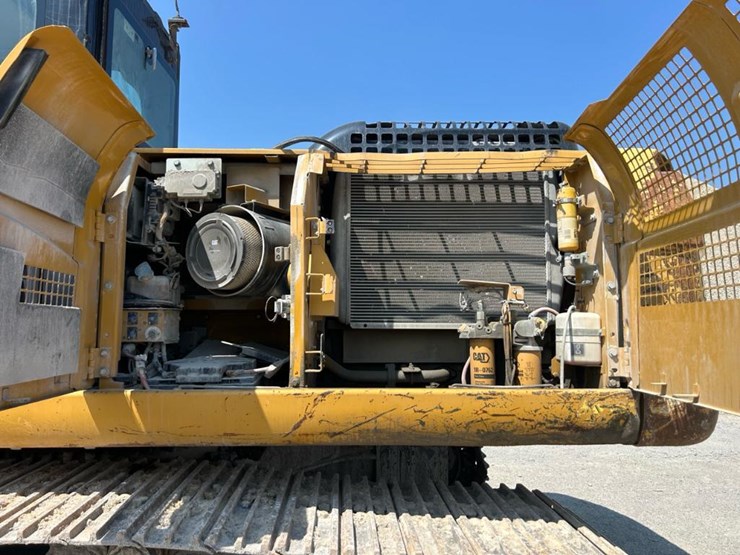 2011-caterpillar-329dl-image-42