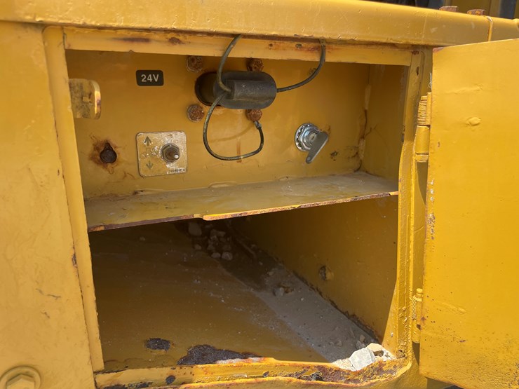 caterpillar-980k-image-33