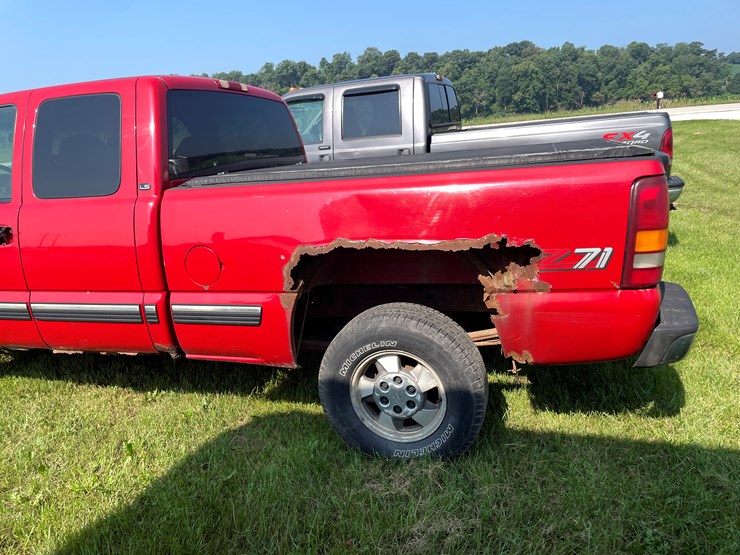 #1040-•-2000-chevy-1500-truck-(has-wi-title)-image-16