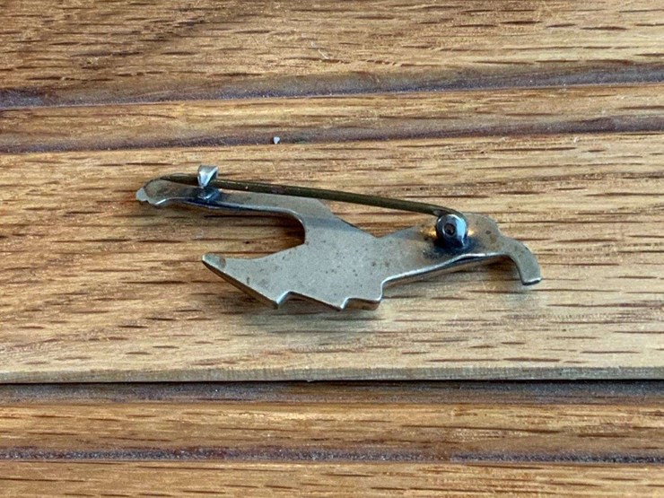 john-deere-walking-plow-pin-image-2