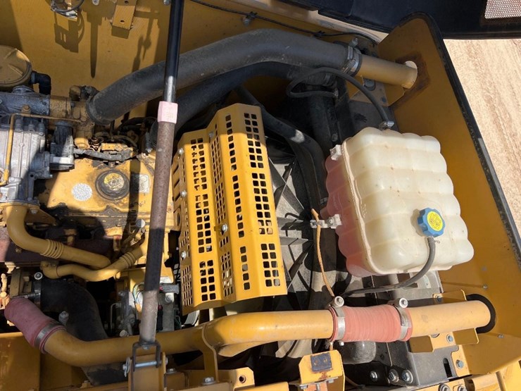 2013-caterpillar-320el-image-20