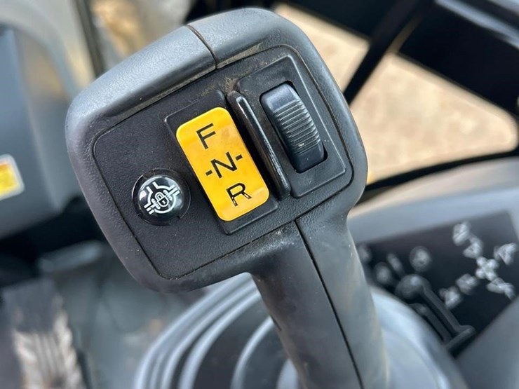 2018-caterpillar-420f2-it-image-55