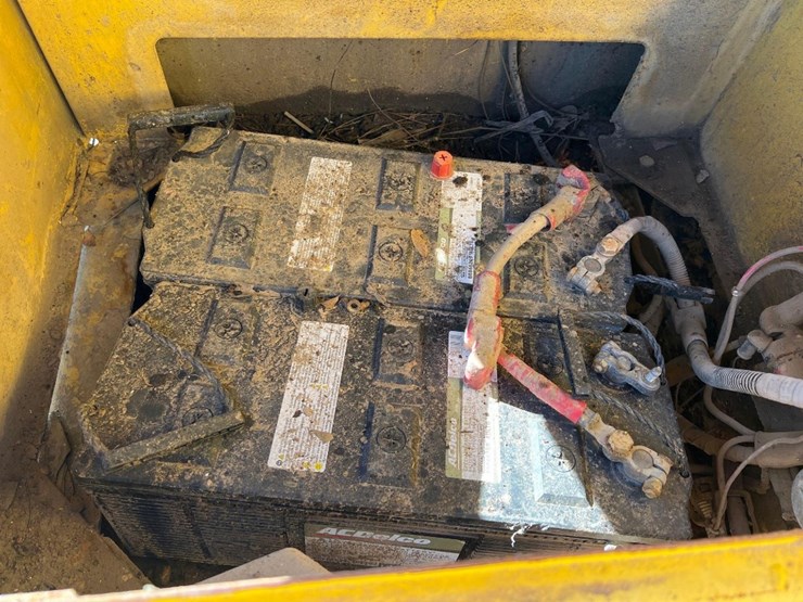 komatsu-pc200-lc-8-image-21