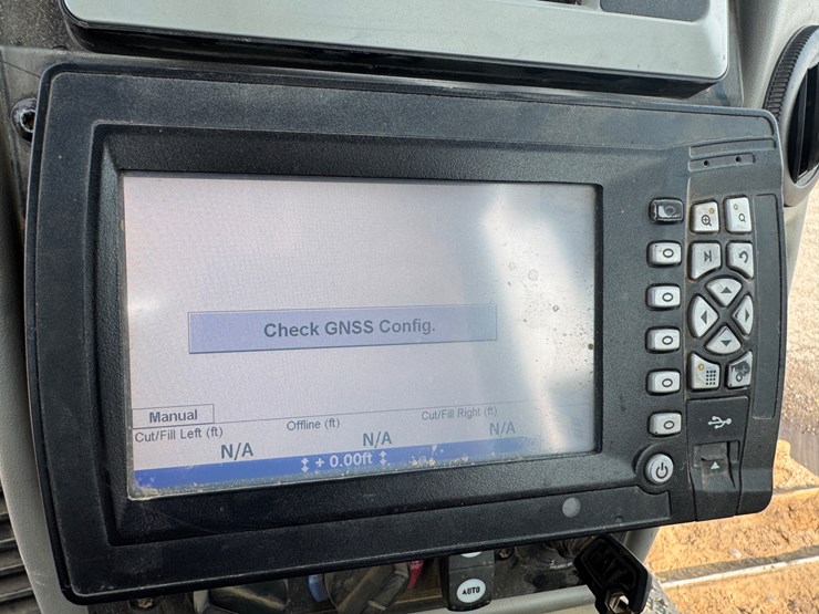 2017-caterpillar-d6n-lgp-image-53