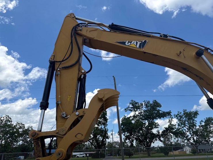2014-caterpillar-336fl-image-22
