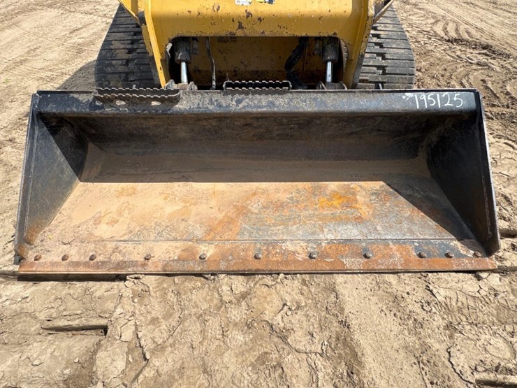 2018-caterpillar-289d-image-38
