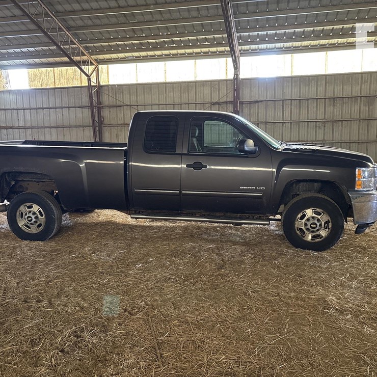 2011 CHEVROLET 2500