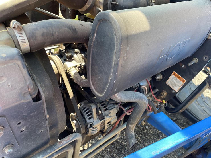 new-holland-tc33d-image-24