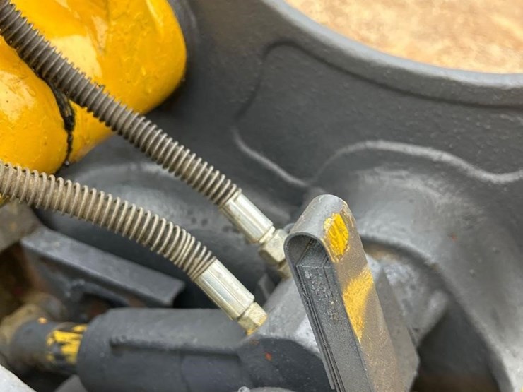 2021-komatsu-pc138us-11-image-8