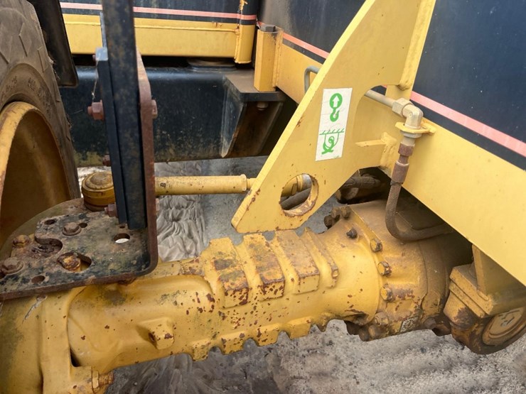 1998-caterpillar-th62-image-23