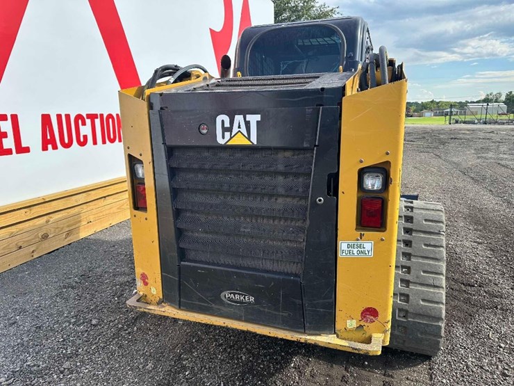 2015-caterpillar-279d-image-41