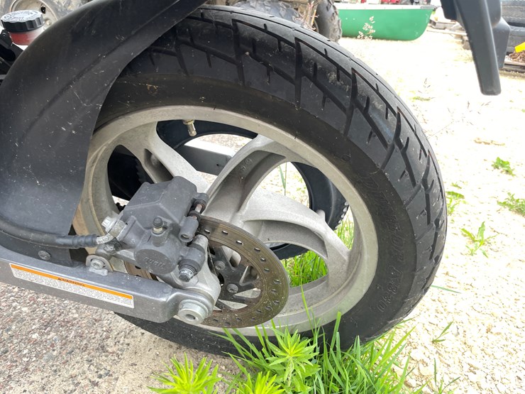 #1076-•-2001-h-d-buell-blast-(has-wi-title)-image-24