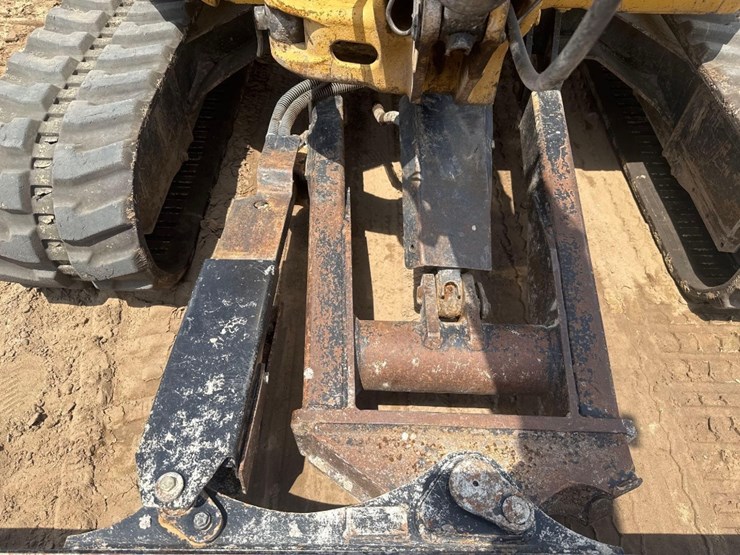 2014-caterpillar-304e-cr-image-17