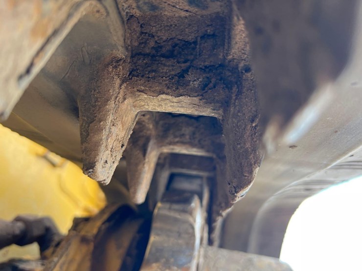 caterpillar-249d-image-12