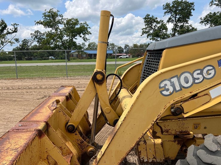 2004-deere-310sg-image-16