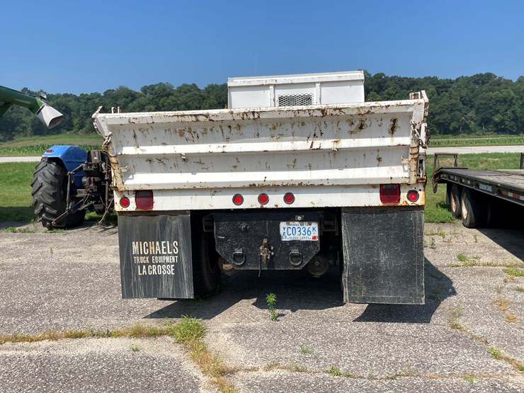 #1013-•-1992-freightliner-cummins-(has-mn-title)-image-5