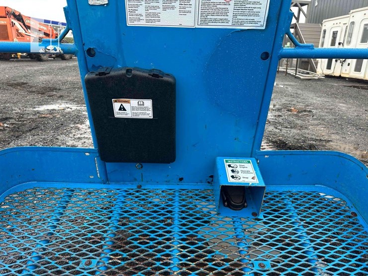 2010-genie-z34/22n-image-9