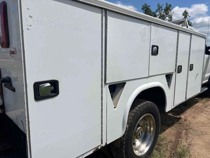 2018-ford-f550-xl-image-21